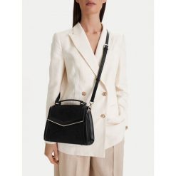 Torebka Nine West. Czarne torebki klasyczne damskie Nine West, bez wzorów, bez dodatków. Za 249.99 zł.