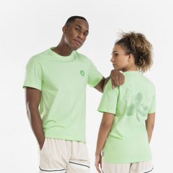 Koszulka do gry w koszykówkę unisex Tarmak NBA Celtics TS 900. Zielone bluzki damskie TARMAK, s, bez wzorów, z bawełny, sportowe, bez kołnierzyka, bez ramiączek. Za 79.99 zł.