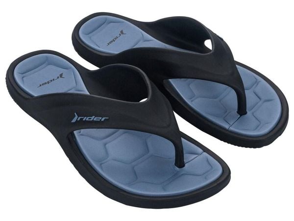 Buty klapki sportowe męskie japonki Rider Cape XVIII. Czarne buty sportowe na co dzień męskie Rider, z materiału. Za 129.00 zł.