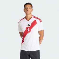 Koszulka podstawowa Peru 26. Białe t-shirty sportowe męskie Adidas, z tkaniny, bez ramiączek, do piłki nożnej, climacool (adidas). Za 439.00 zł.