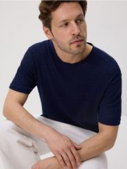 Sweter z krótkim rękawem - granatowy. Niebieskie swetry męskie Reserved, l, bez wzorów, z bawełny, bez kołnierzyka. W wyprzedaży za 45.99 zł.