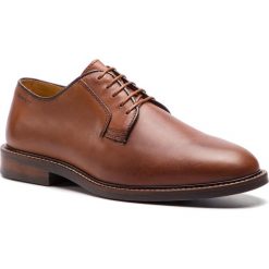 Półbuty GANT - Ricardo 18631421 Cognac G45. Brązowe buty wizytowe męskie Gant, ze skóry, bez zapięcia. W wyprzedaży za 379.00 zł.