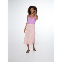 Spódnica damska Protest PRTTULLY skirt. Czerwone spódniczki damskie Protest, bez wzorów. W wyprzedaży za 175.94 zł.