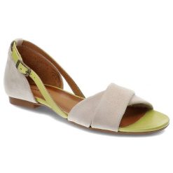 Beżowe Sandały Damskie Maciejka Eleganckie Półbuty. Brązowe półbuty damskie Maciejka, bez wzorów, ze skóry, bez obcasa, na obcasie. Za 339.00 zł.