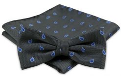 Modna Mucha Męska - Alties - Grafit z Niebieskim Wzorem. Szare krawaty i muchy męskie Alties, bez wzorów, eleganckie. Za 54.00 zł.