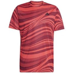 Koszulka adidas Club Graph. Czerwone t-shirty damskie Adidas, bez wzorów, bez kołnierzyka. Za 186.50 zł.