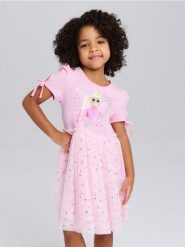 Sukienka mini z tiulowym dołem Barbie - różowy. Czerwone sukienki dziewczęce Sinsay, bez wzorów, z tiulu, bez ramiączek. Za 29.99 zł.