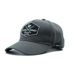 Czapka Trucker - 5 paneli - Poliester z recyklingu (Szary). Szare czapki męskie SURF MONKEY, bez wzorów, z poliesteru, sportowe. Za 159.95 zł.