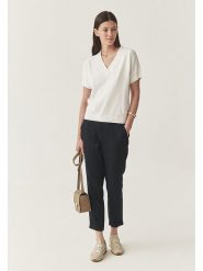 TATUUM Koszulka w kolorze białym rozmiar: M. Białe bluzki damskie Tatuum, m, bez wzorów, bez kołnierzyka. Za 145.45 zł.