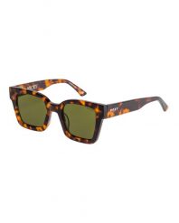 Okulary przeciwsłoneczne dla Kobiety NICKY POLARIZED. Brązowe okulary przeciwsłoneczne damskie Roxy. Za 469.99 zł.