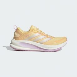Buty Do Biegania Supernova Ease 2 W. Brązowe obuwie do biegania damskie Adidas. Za 399.00 zł.