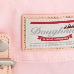 Plecak Doughnut. Czerwone plecaki damskie Doughnut, bez wzorów. Za 189.99 zł.