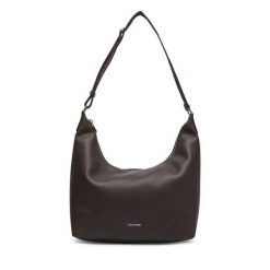 Torebka Calvin Klein. Brązowe torebki klasyczne damskie CALVIN KLEIN, bez wzorów, bez dodatków. Za 569.99 zł.