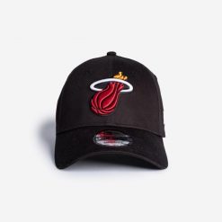Czapka z daszkiem do koszykówki New Era NBA Miami Heat. Czapki męskie New Era, z aplikacjami, z bawełny, eleganckie. Za 119.99 zł.