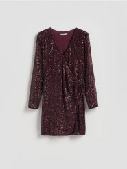 Cekinowa sukienka mini - mahoniowy. Brązowe sukienki damskie Reserved, na co dzień, l, bez wzorów, z tkaniny, bez kołnierzyka, bez ramiączek, mini, proste. Za 139.99 zł.