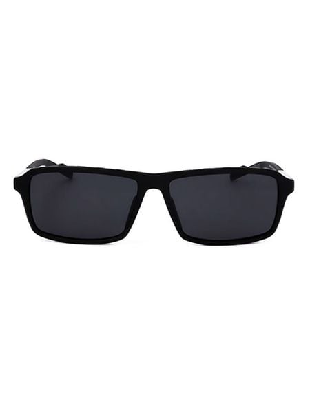 Adidas Męskie okulary przeciwsłoneczne w kolorze czarnym rozmiar: 59. Czarne okulary przeciwsłoneczne męskie Adidas, z tworzywa sztucznego. Za 244.80 zł.