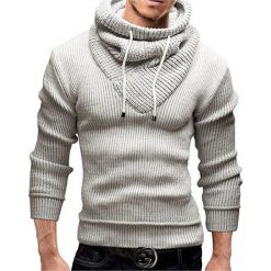 Męski sweter ABRAM ECRU. Swetry męskie Męski sweter ABRAM ECRU, l, bez wzorów, bez kołnierzyka. W wyprzedaży za 99.00 zł.