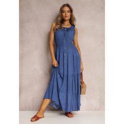 Niebieska Sukienka Kilroy. Niebieskie sukienki damskie Renee, na lato, l, bez wzorów, boho, bez kołnierzyka, bez ramiączek, maxi, rozkloszowane. W wyprzedaży za 76.99 zł.