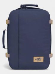 Plecak Cabin Zero Classic 28L. Czerwone plecaki damskie CABINZERO, bez wzorów, z materiału, eleganckie. Za 249.00 zł.