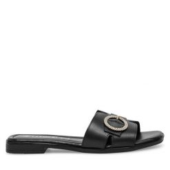 Klapki Lasocki. Czarne klapki damskie Lasocki, bez wzorów, bez obcasa. Za 139.99 zł.