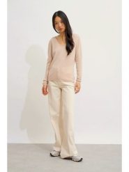 AUTHENTIC CASHMERE Kaszmirowy sweter "Galise" w kolorze jasnoróżowym rozmiar: M. Różowe swetry klasyczne damskie AUTHENTIC CASHMERE, m, z kaszmiru, bez kołnierzyka. Za 396.88 zł.