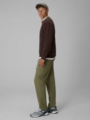 4F Spodnie casual męskie - khaki XXL. Brązowe spodnie materiałowe męskie 4f, bez wzorów, z bawełny, casualowe, z standardowym stanem. Za 189.99 zł.