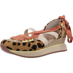 Sandały GIOSEPPO 78612G Nadruk zwierzęcy. Obuwie trekkingowe damskie Gioseppo. Za 366.99 zł.