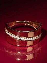 DIAMOND & CO Złoty pierścionek "Madison" z diamentami rozmiar: 52. Żółte pierścionki damskie Diamond & Co, z diamentem, złote. Za 1,278.45 zł.