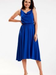 Sukienka Model A579 Blue - awama. Niebieskie sukienki damskie Awama, l, bez wzorów, z wiskozy, eleganckie, bez kołnierzyka, plus size, bez ramiączek, midi, dopasowane. Za 300.83 zł.