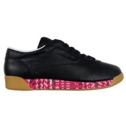 Buty do chodzenia damskie Reebok Freestyle Low Old Meets. Czarne buty sportowe na co dzień damskie Reebok, bez wzorów, z materiału, trekkingowe, reebok classic. Za 243.00 zł.