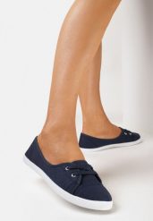 Granatowe Tenisówki z Niską Cholewką i Ozdobnym Sznurowaniem Maelisa. Niebieskie trampki i tenisówki damskie Born2be, bez wzorów, z jeansu, przed kostkę. Za 19.99 zł.