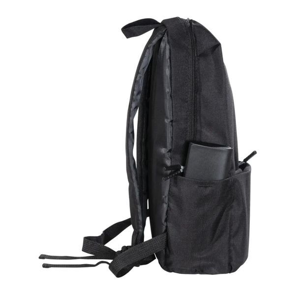 Plecak Kwon Mini. Czarne plecaki męskie KWON, bez wzorów, z materiału. Za 135.00 zł.