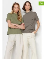 Trendyol Koszulki (2 szt.) w kolorze oliwkowo-brązowym rozmiar: M. Brązowe t-shirty damskie Trendyol, m, bez wzorów, z bawełny, bez kołnierzyka. Za 96.60 zł.
