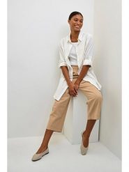 Kaffe Bluzka w kolorze białym rozmiar: 42. Białe bluzki damskie Kaffe, bez wzorów, z bawełny, bez kołnierzyka, bez ramiączek. Za 96.14 zł.