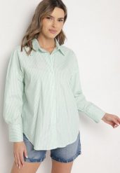 Zielona Bawełniana Koszula Oversize w Prążki Zdobiona Metaliczną Nicią Paserella. Zielone koszule damskie Born2be, l, z aplikacjami, z bawełny, eleganckie, bez kołnierzyka, bez ramiączek. Za 99.99 zł.