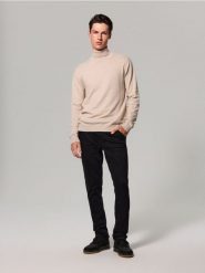 Jeansy chino slim fit z paskiem - czarny. Czarne jeansy męskie Sinsay. Za 99.99 zł.