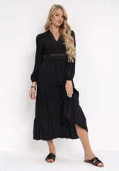Czarna Rozkloszowana Sukienka z Koronką Brightyn. Czarne sukienki damskie Born2be, na imprezę, l, z aplikacjami, z koronki, bez kołnierzyka, bez ramiączek, maxi, rozkloszowane. W wyprzedaży za 87.99 zł.