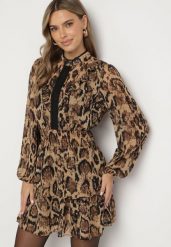 Brązowa Rozkloszowana Sukienka ze Stójką i Falbankami w Panterkowy Wzór Labinora. Brązowe sukienki damskie Born2be, na co dzień, l, bez wzorów, eleganckie, bez kołnierzyka, bez ramiączek, mini, kopertowe. Za 139.99 zł.