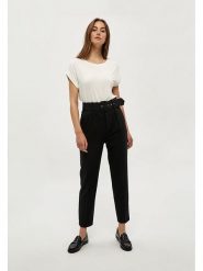 Peppercorn Koszulka "Rosalinda" w kolorze białym rozmiar: XL. Białe bluzki damskie Peppercorn, xl, bez wzorów, bez kołnierzyka. Za 75.69 zł.