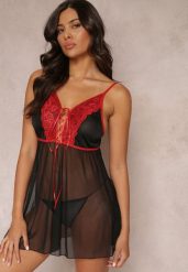 Czarno-Czerwona Siateczkowa Koszula Nocna ze Stringami Ozdobiona Koronką Amaira. Czarne koszule nocne damskie Renee, bez wzorów, z koronki. Za 44.99 zł.