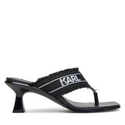 Japonki KARL LAGERFELD. Czarne klapki damskie Karl Lagerfeld, bez wzorów, bez obcasa. Za 599.99 zł.