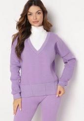 Jasnofioletowa Bawełniana Bluza z Dekoltem w Serek Gitra. Fioletowe bluzy bez kaptura damskie Born2be, z bawełny. Za 89.99 zł.