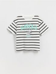T-shirt z nadrukiem Snoopy - wielobarwny. Koszulki dziewczęce Reserved, bez wzorów, z bawełny, bez ramiączek. W wyprzedaży za 22.99 zł.