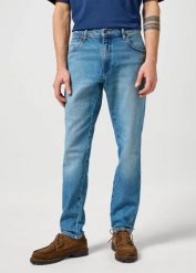 MESKIE SPODNIE WRANGLER RIVER CHANTE 112356836. Spodnie materiałowe męskie Wrangler, bez wzorów, z jeansu. Za 219.99 zł.