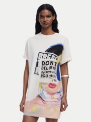 Desigual Sukienka codzienna Berlin 25SWVK20 Beżowy Regular Fit. Brązowe sukienki damskie Desigual, na co dzień, s, bez wzorów, z bawełny, bez kołnierzyka, bez ramiączek, proste. Za 219.99 zł.