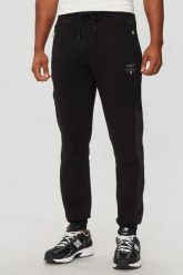 AERONAUTICA MILITARE Czarne męskie spodnie dresowe Joggers. Czarne spodnie dresowe męskie AERONAUTICA MILITARE, bez wzorów, z bawełny. W wyprzedaży za 529.99 zł.