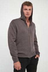 Sweter męski z wełną dziewiczą ARMANI EXCHANGE. Swetry męskie Armani Exchange, l, bez wzorów, z wełny, bez kołnierzyka. W wyprzedaży za 519.35 zł.