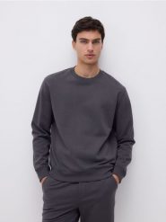 Bawełniana bluza regular fit - ciemnoszary. Szare bluzy bez kaptura męskie Reserved, l, z bawełny. W wyprzedaży za 59.99 zł.