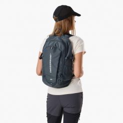 Plecak turystyczny unisex Swedemount Trail Backpack 20L. Niebieskie plecaki damskie SWEDEMOUNT, bez wzorów. Za 199.99 zł.