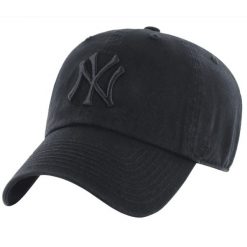 Czapka z daszkiem męska New York Yankees MLB Clean Up Cap. Czarne czapki męskie 47 Brand, bez wzorów, z bawełny. Za 169.50 zł.
